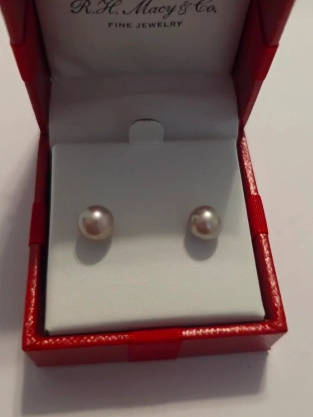 14kt Belle de Mere Cultured Freshwater Pearl Stud Earrings - Picture 8 of 12